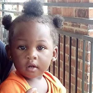 Meet your Posher, Elliott